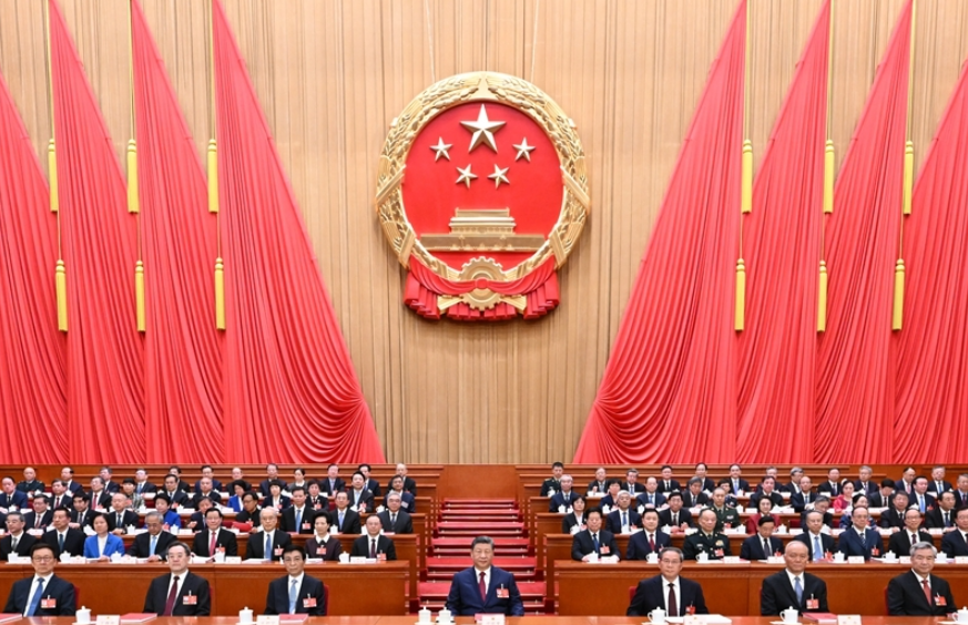 ʮ�Ľ�ȫ���˴��Ĵλ����ھ���Ļ ϰ��ƽ������ϯ̨����